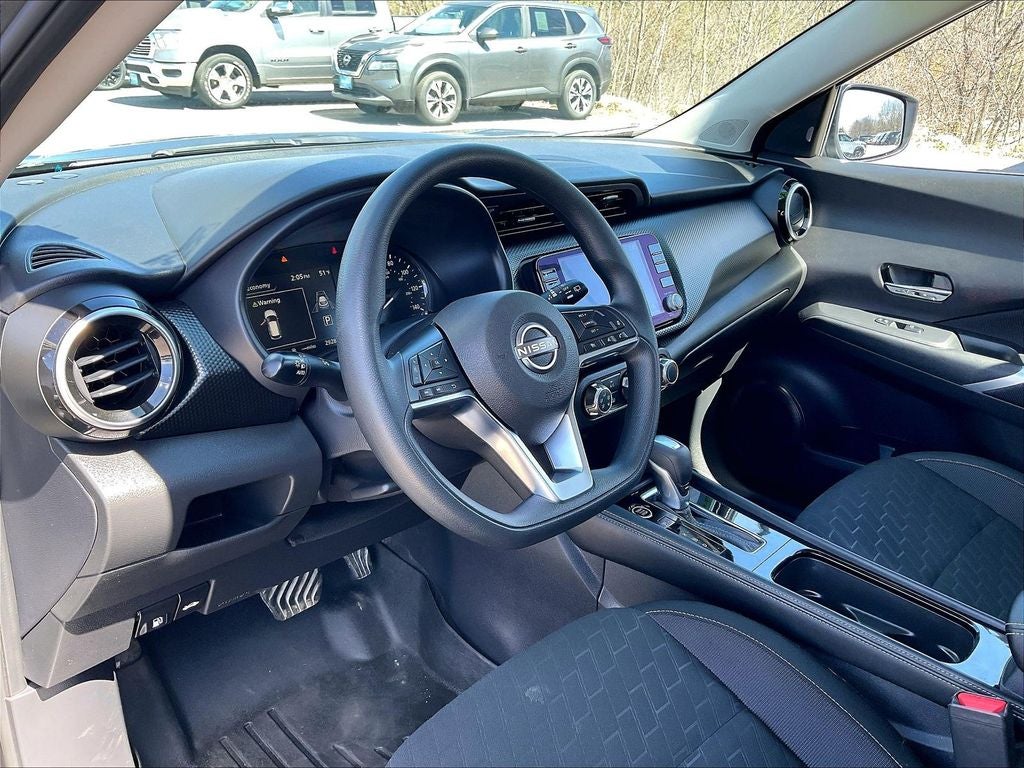 2024 Nissan Kicks SV