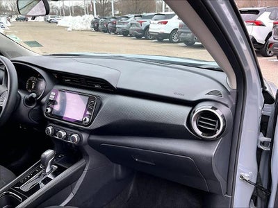 2024 Nissan Kicks SV FWD