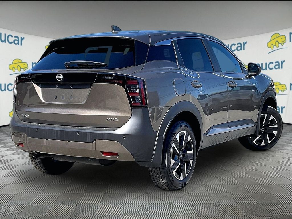 2025 Nissan Kicks SV