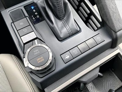 2025 Toyota Tacoma 4WD 4WD Limited Double Cab 5' Bed AT (Natl)