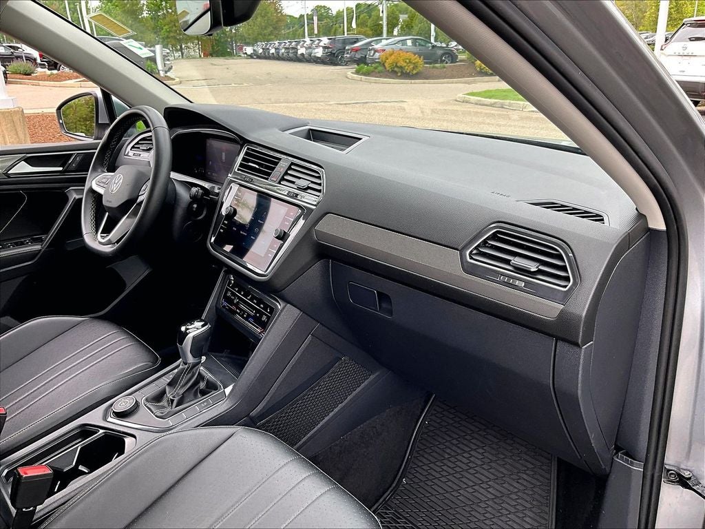 2022 Volkswagen Tiguan SE