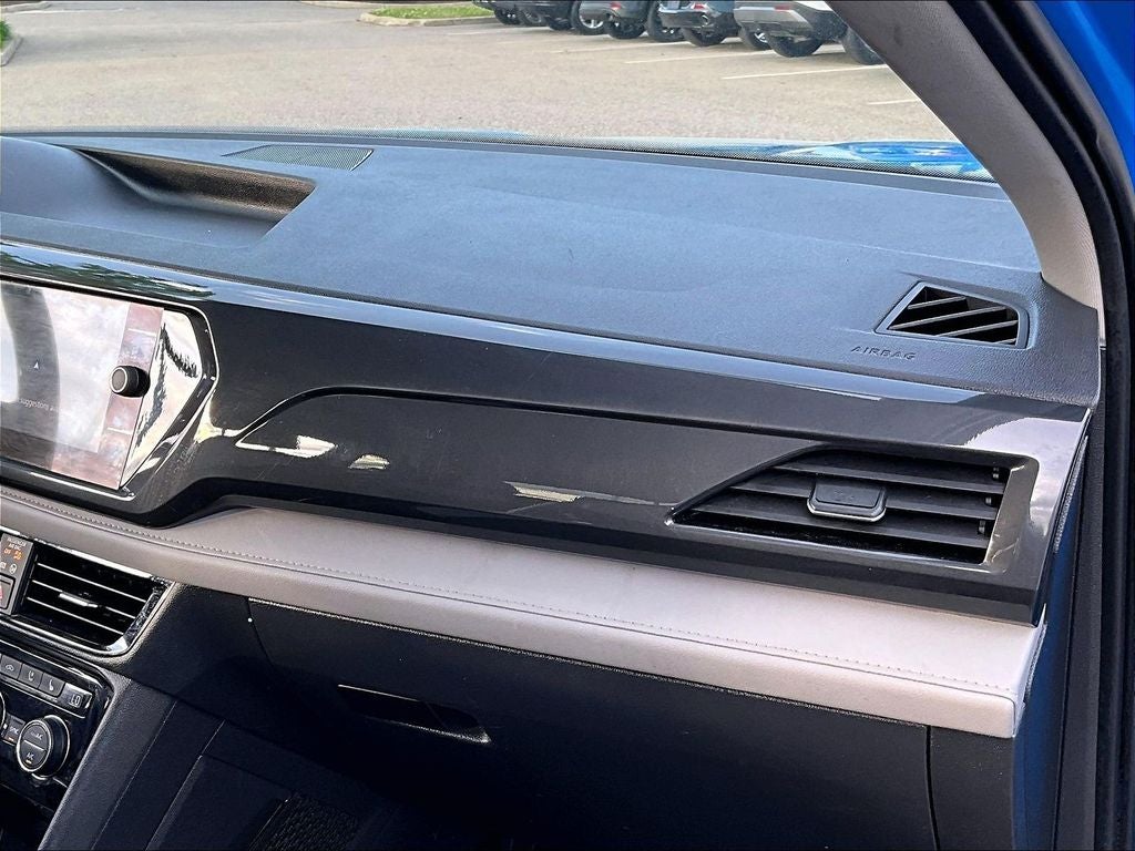 2023 Volkswagen Taos SEL