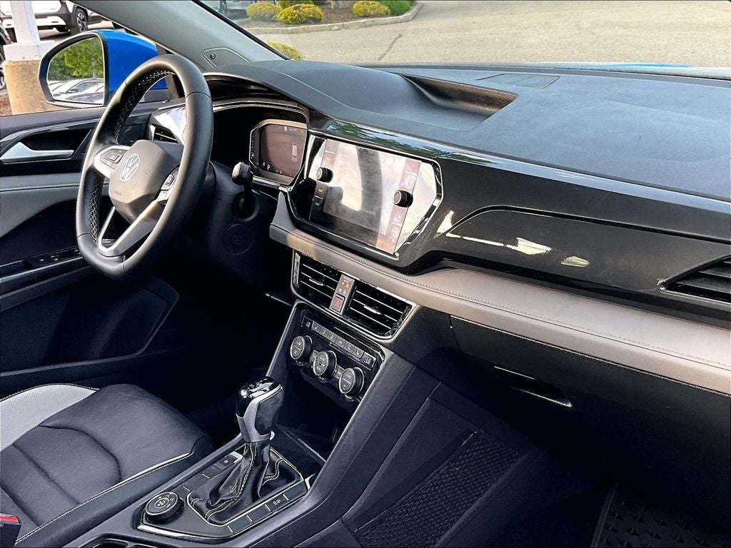 2023 Volkswagen Taos SEL