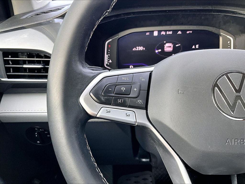 2023 Volkswagen Taos SEL