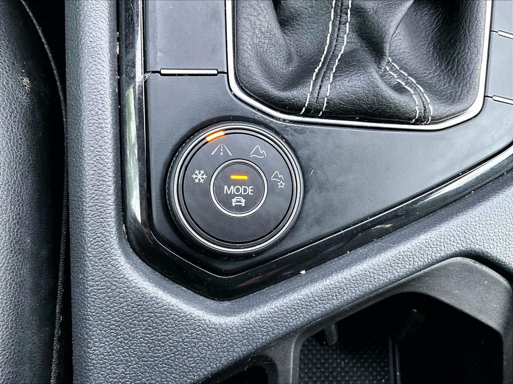 2023 Volkswagen Taos SEL