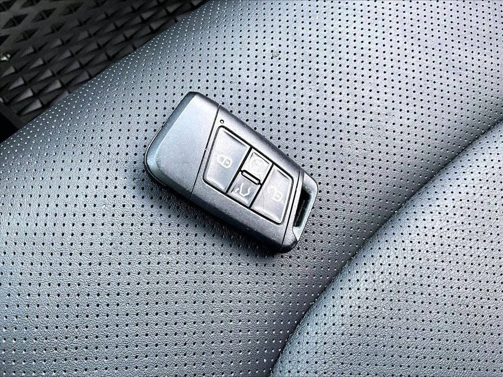 2023 Volkswagen Taos SEL