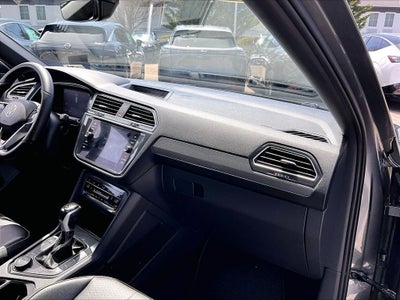 2023 Volkswagen Tiguan SE R-Line Black