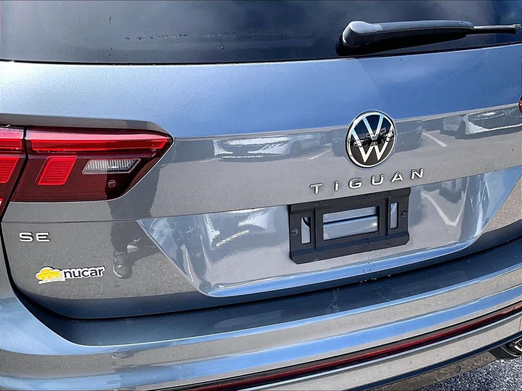 2023 Volkswagen Tiguan SE R-Line Black