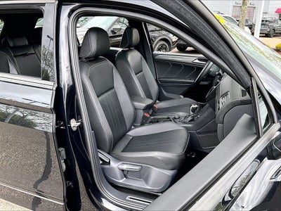 2023 Volkswagen Tiguan SE R-Line Black