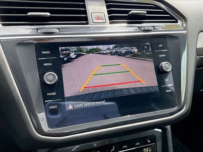 2023 Volkswagen Tiguan SE R-Line Black