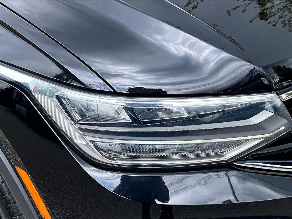 2023 Volkswagen Tiguan SE R-Line Black
