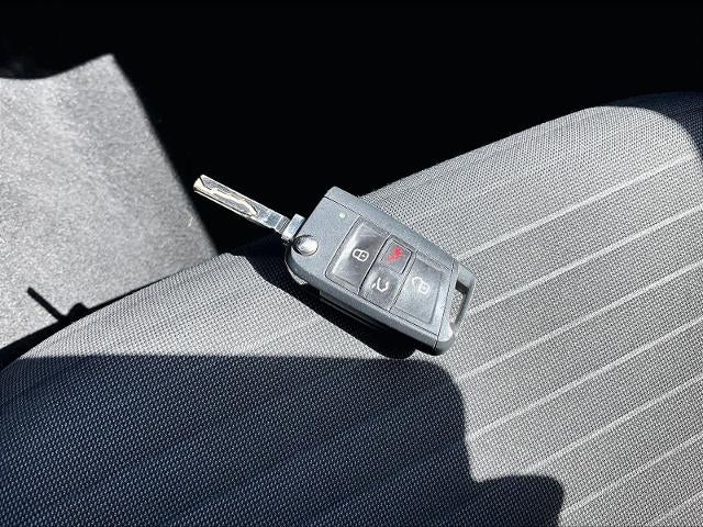 2025 Volkswagen Jetta S Auto