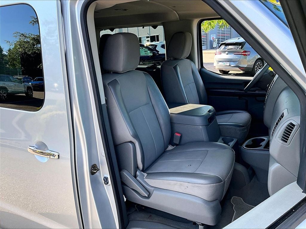 2019 Nissan NV Passenger NV3500 HD SV