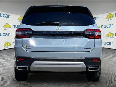 2023 Honda Pilot Touring AWD