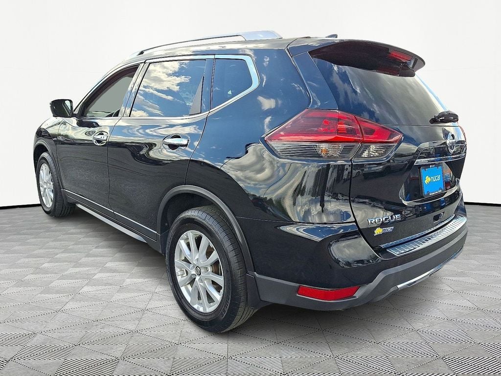 2018 Nissan Rogue SV