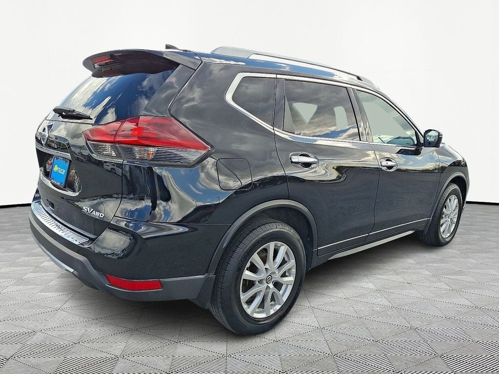 2018 Nissan Rogue SV