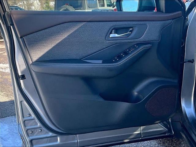 2021 Nissan Rogue AWD SV