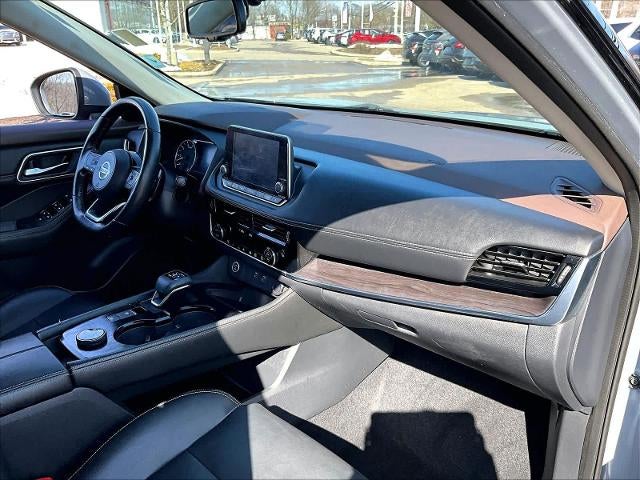 2021 Nissan Rogue AWD SL