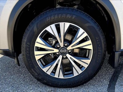 2023 Nissan Rogue AWD SV