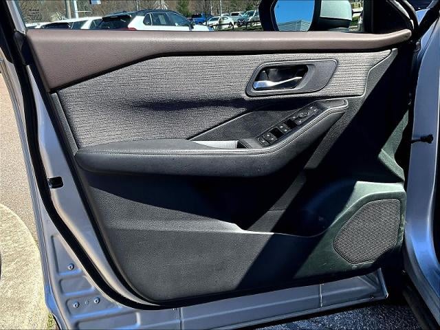 2023 Nissan Rogue AWD SV