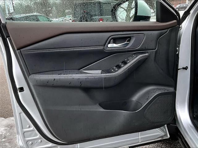 2023 Nissan Rogue AWD SV