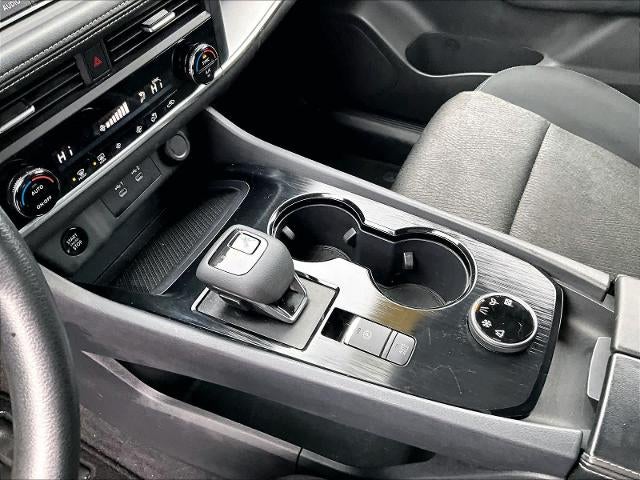 2024 Nissan Rogue AWD SV