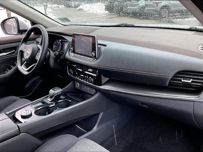 2022 Nissan Rogue AWD SV