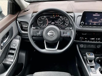 2022 Nissan Rogue AWD SV