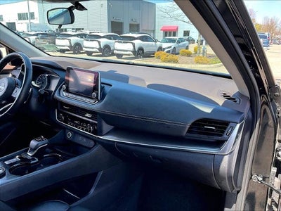 2023 Nissan Rogue AWD SV