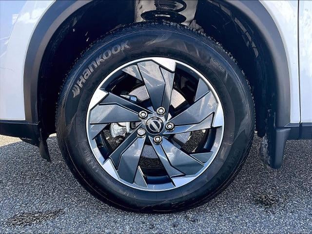 2024 Nissan Rogue AWD SV