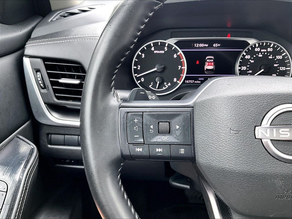 2025 Nissan Rogue SV