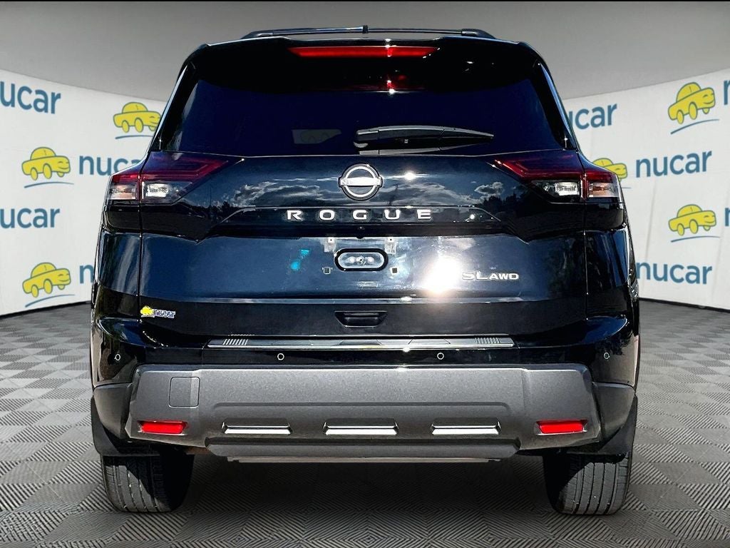 2024 Nissan Rogue SL