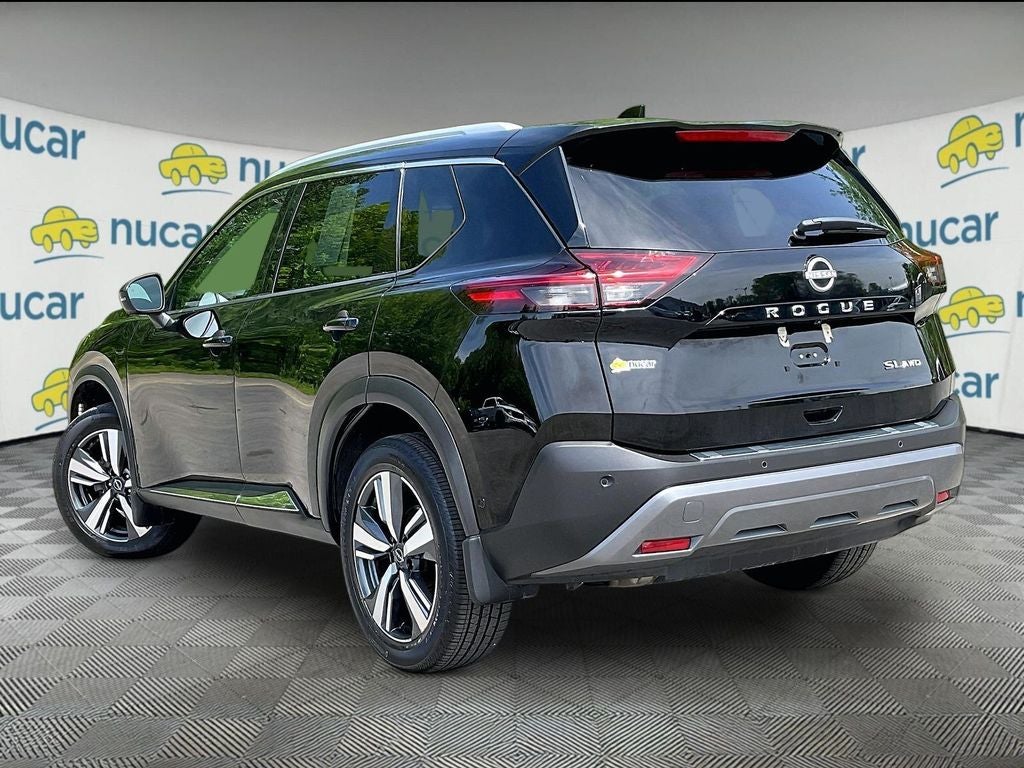 2022 Nissan Rogue SL