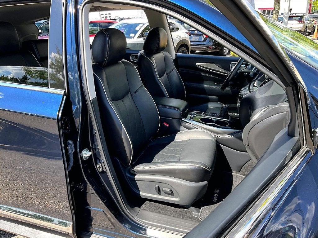 2018 INFINITI QX60 AWD