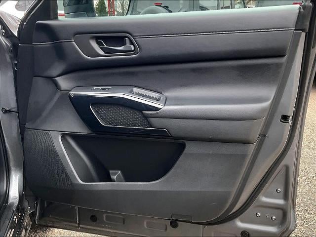 2024 Nissan Pathfinder S 4WD