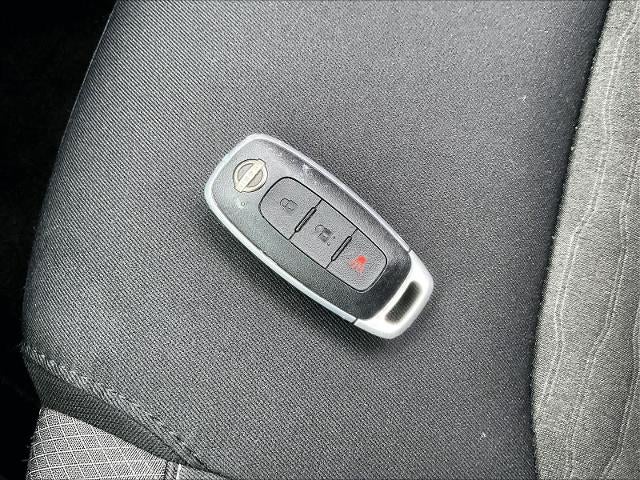 2024 Nissan Pathfinder S 4WD