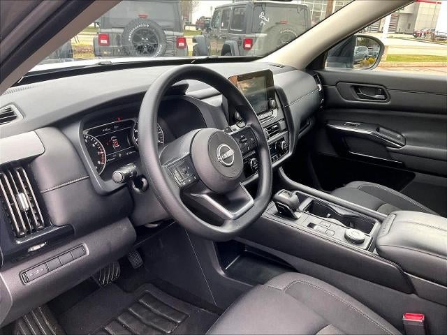 2024 Nissan Pathfinder S 4WD