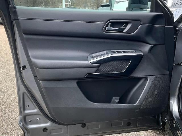 2024 Nissan Pathfinder S 4WD