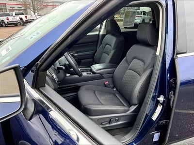 2024 Nissan Pathfinder SV 4WD