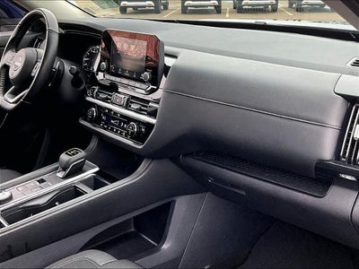 2024 Nissan Pathfinder SV 4WD