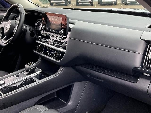 2024 Nissan Pathfinder SV 4WD