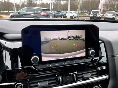 2024 Nissan Pathfinder SV 4WD