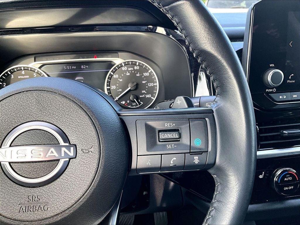 2025 Nissan Pathfinder SV