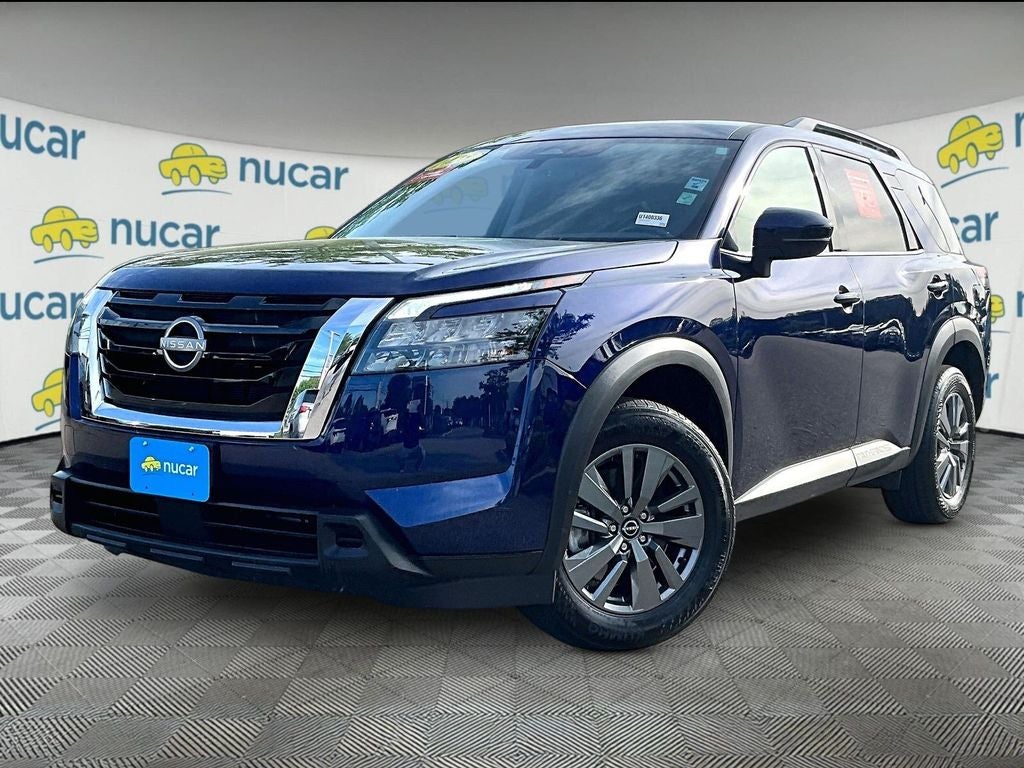 2025 Nissan Pathfinder SV
