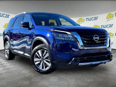 2025 Nissan Pathfinder SL 4WD