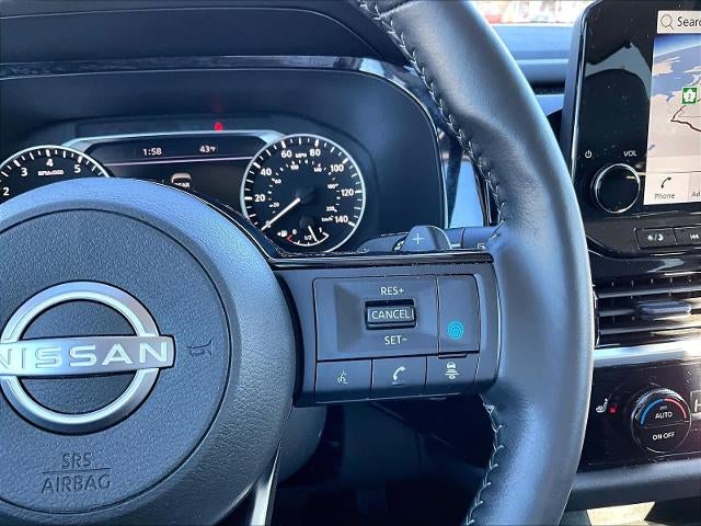 2025 Nissan Pathfinder SL 4WD