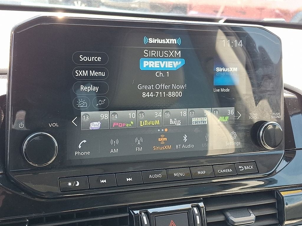 2023 Nissan Pathfinder SL