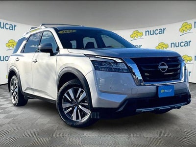 2024 Nissan Pathfinder SL 4WD