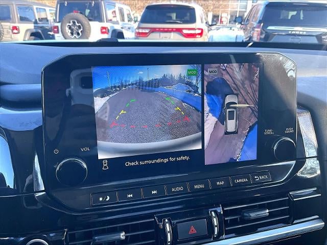 2024 Nissan Pathfinder SL 4WD