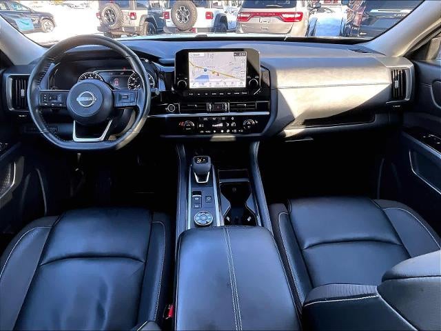 2024 Nissan Pathfinder SL 4WD